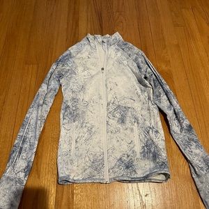Lululemon Ebb to Train Jacket